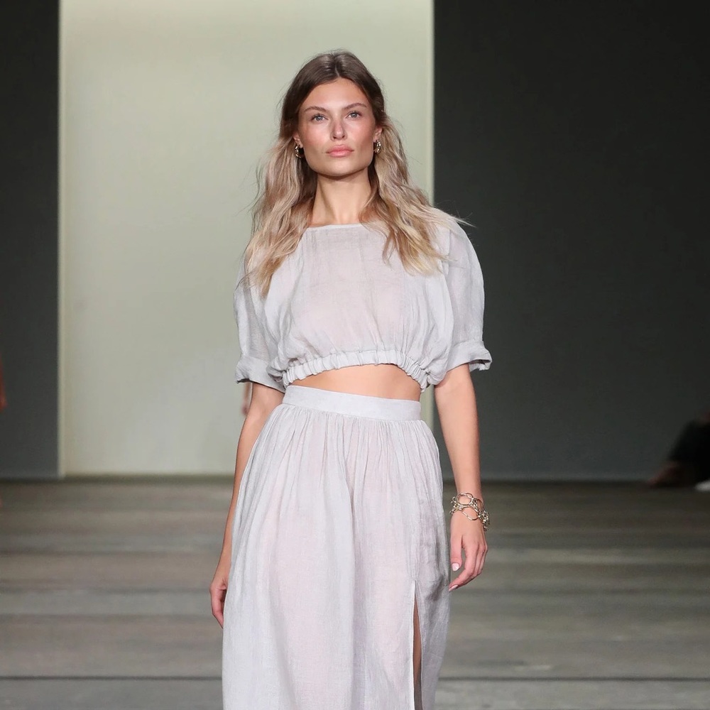 Rumer Zoe Linen Crop Top